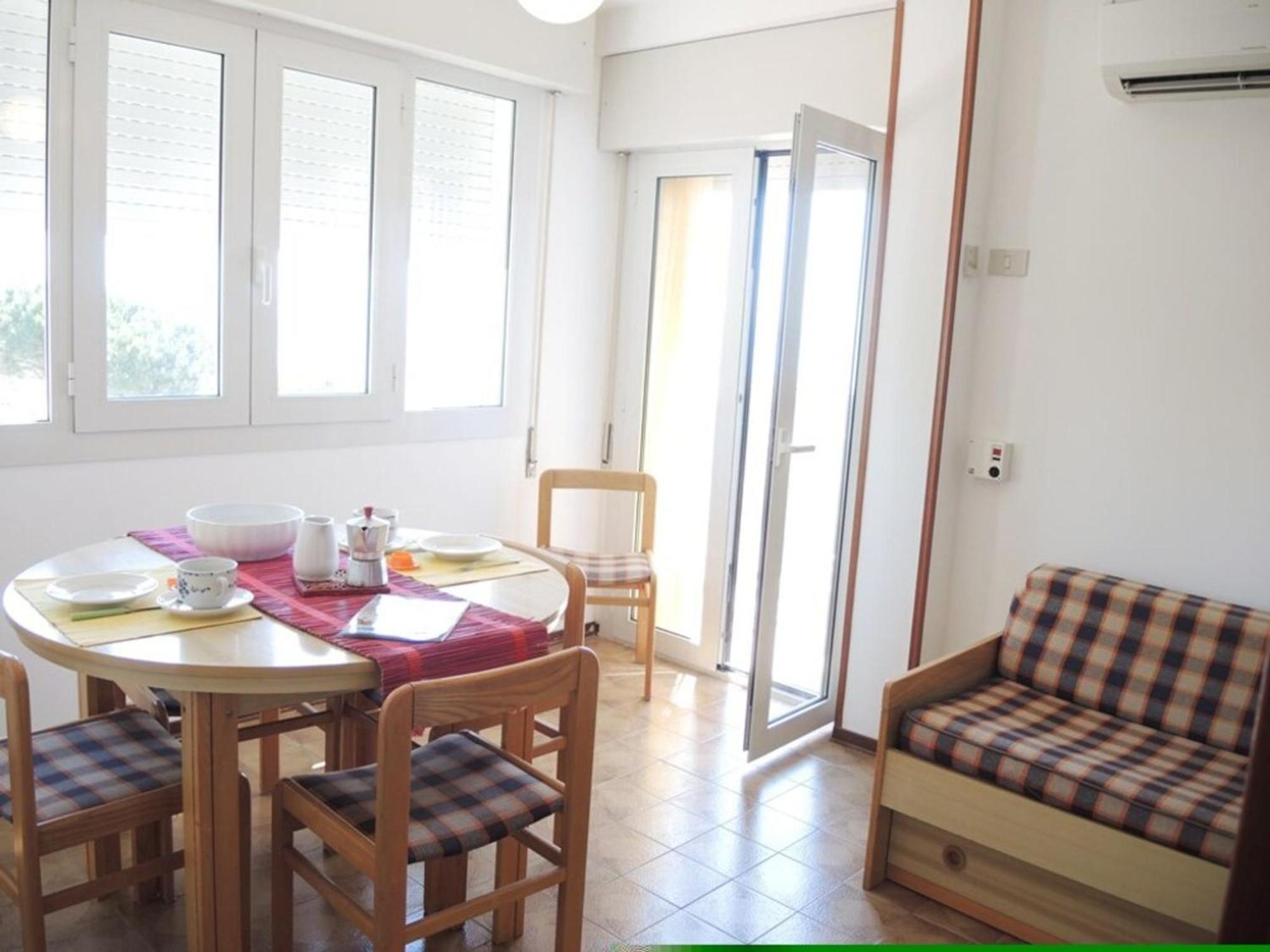 Cozy Flat With Amazing Seaview In Bibione Apartment Екстериор снимка